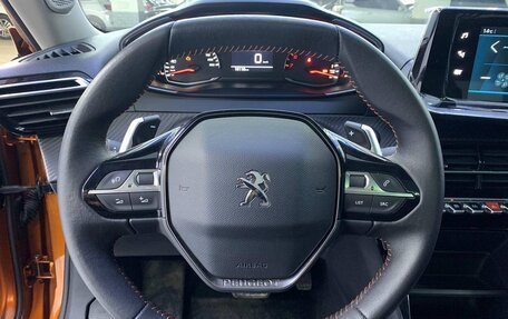 Peugeot 2008 II, 2022 год, 1 500 000 рублей, 8 фотография