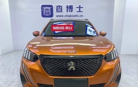 Peugeot 2008 II, 2022 год, 1 500 000 рублей, 2 фотография