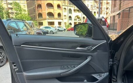 BMW 5 серия, 2019 год, 2 900 000 рублей, 7 фотография