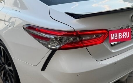 Toyota Camry, 2019 год, 3 100 000 рублей, 10 фотография