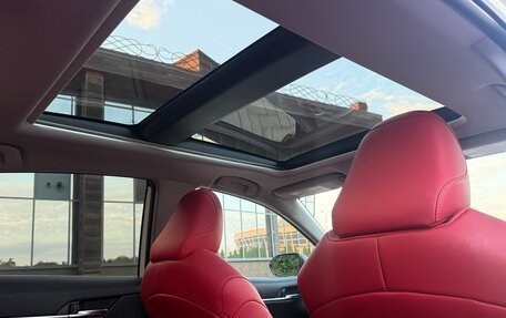 Toyota Camry, 2019 год, 3 100 000 рублей, 17 фотография