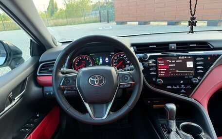 Toyota Camry, 2019 год, 3 100 000 рублей, 36 фотография