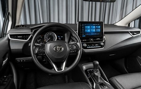 Toyota Corolla, 2021 год, 1 899 000 рублей, 6 фотография