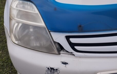 Honda Stream I рестайлинг, 2002 год, 280 000 рублей, 18 фотография