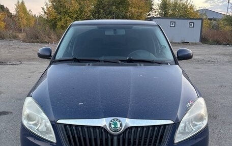 Skoda Fabia II, 2011 год, 330 000 рублей, 1 фотография
