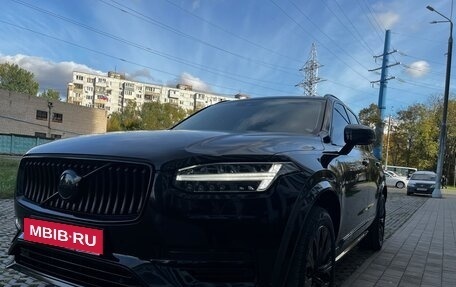 Volvo XC90 II рестайлинг, 2021 год, 8 900 000 рублей, 3 фотография