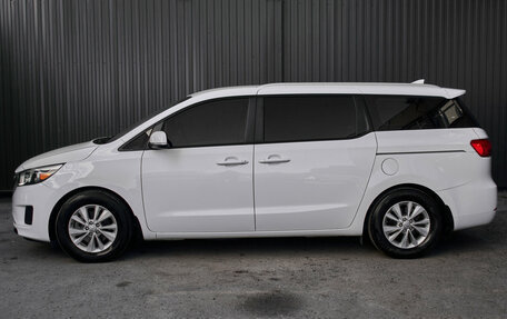 KIA Sedona III, 2015 год, 2 190 000 рублей, 7 фотография