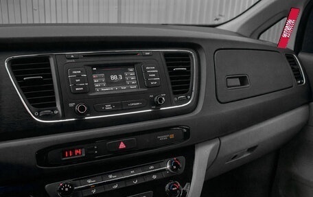 KIA Sedona III, 2015 год, 2 190 000 рублей, 14 фотография