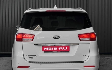 KIA Sedona III, 2015 год, 2 190 000 рублей, 5 фотография