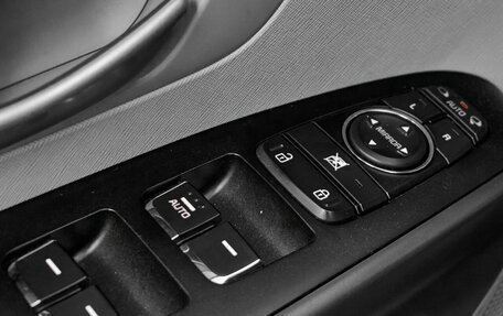 KIA Sedona III, 2015 год, 2 190 000 рублей, 19 фотография