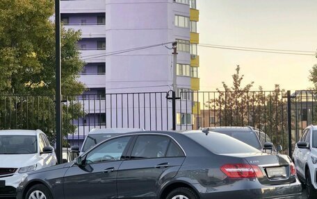 Mercedes-Benz E-Класс, 2010 год, 1 500 000 рублей, 5 фотография