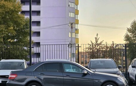 Mercedes-Benz E-Класс, 2010 год, 1 500 000 рублей, 8 фотография