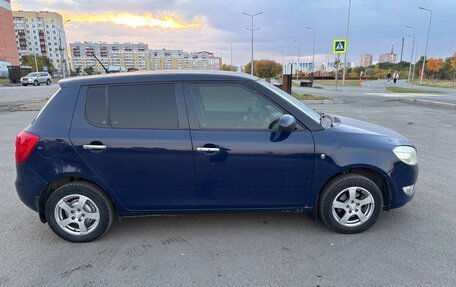 Skoda Fabia II, 2011 год, 330 000 рублей, 6 фотография