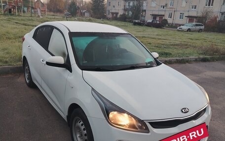 KIA Rio IV, 2018 год, 825 000 рублей, 5 фотография