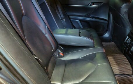 Toyota Camry, 2019 год, 2 070 000 рублей, 12 фотография