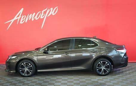 Toyota Camry, 2019 год, 2 070 000 рублей, 2 фотография