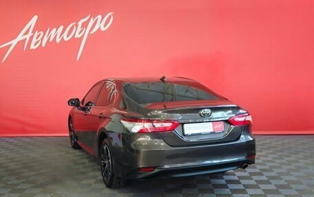 Toyota Camry, 2019 год, 2 070 000 рублей, 3 фотография