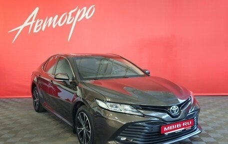 Toyota Camry, 2019 год, 2 070 000 рублей, 6 фотография