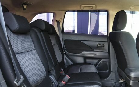Mitsubishi Outlander III рестайлинг 3, 2013 год, 1 349 000 рублей, 20 фотография