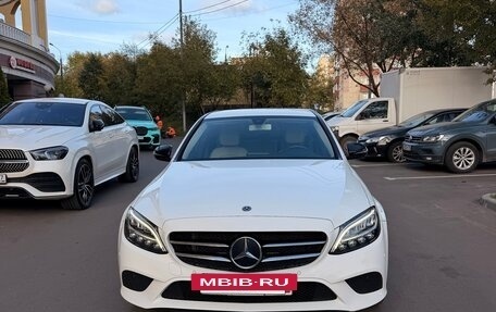 Mercedes-Benz C-Класс, 2018 год, 2 650 000 рублей, 2 фотография