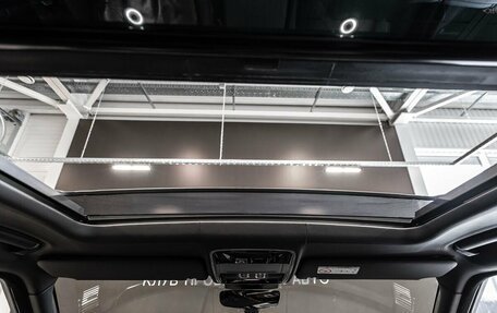 Land Rover Range Rover IV рестайлинг, 2019 год, 9 300 000 рублей, 20 фотография