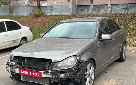 Mercedes-Benz C-Класс, 2008 год, 350 000 рублей, 1 фотография