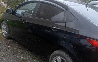 Hyundai Solaris II рестайлинг, 2013 год, 650 000 рублей, 1 фотография