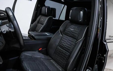 Cadillac Escalade V, 2023 год, 13 390 000 рублей, 15 фотография