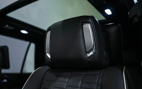 Cadillac Escalade V, 2023 год, 13 390 000 рублей, 25 фотография