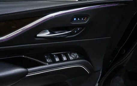 Cadillac Escalade V, 2023 год, 13 390 000 рублей, 32 фотография