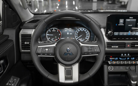 Mitsubishi L200, 2026 год, 5 700 000 рублей, 10 фотография