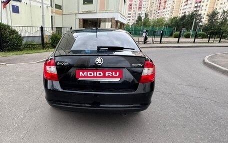 Skoda Rapid I, 2015 год, 1 050 000 рублей, 6 фотография