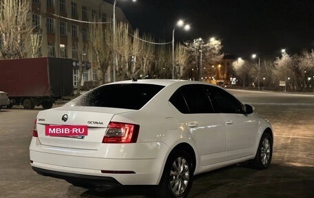 Skoda Octavia, 2018 год, 1 350 000 рублей, 3 фотография