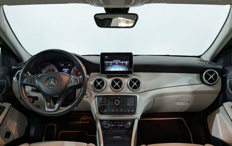 Mercedes-Benz GLA, 2016 год, 2 300 000 рублей, 22 фотография