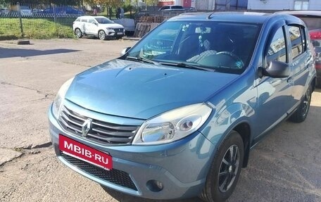 Renault Sandero I, 2012 год, 575 000 рублей, 2 фотография