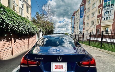Mercedes-Benz A-Класс, 2021 год, 3 000 000 рублей, 3 фотография