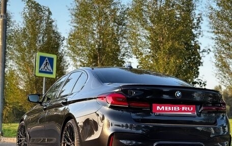BMW 5 серия, 2018 год, 4 380 000 рублей, 15 фотография