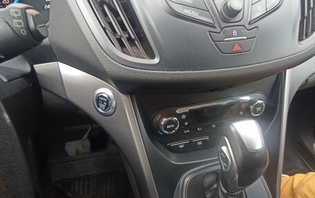 Ford Kuga III, 2014 год, 1 250 000 рублей, 6 фотография