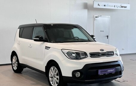 KIA Soul II рестайлинг, 2018 год, 1 620 000 рублей, 3 фотография