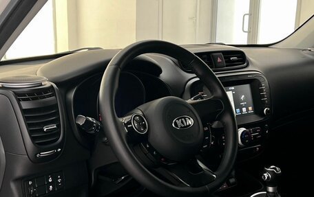 KIA Soul II рестайлинг, 2018 год, 1 620 000 рублей, 13 фотография