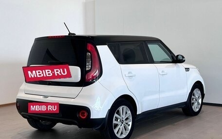 KIA Soul II рестайлинг, 2018 год, 1 620 000 рублей, 2 фотография