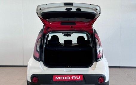 KIA Soul II рестайлинг, 2018 год, 1 620 000 рублей, 9 фотография