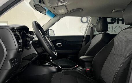 KIA Soul II рестайлинг, 2018 год, 1 620 000 рублей, 29 фотография