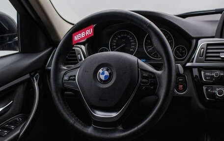 BMW 3 серия, 2018 год, 2 170 000 рублей, 15 фотография
