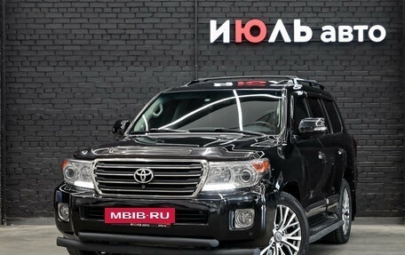 Toyota Land Cruiser 200, 2014 год, 3 860 000 рублей, 2 фотография