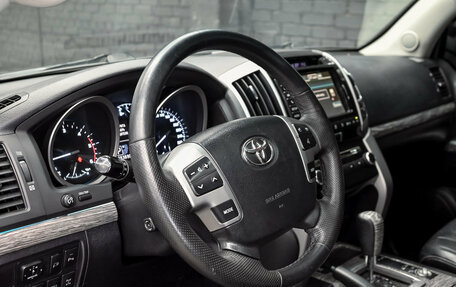 Toyota Land Cruiser 200, 2014 год, 3 860 000 рублей, 24 фотография
