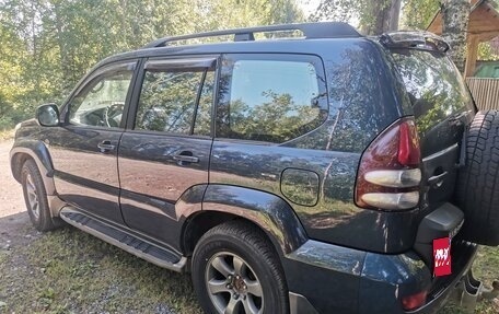 Toyota Land Cruiser Prado 120 рестайлинг, 2005 год, 1 800 000 рублей, 1 фотография