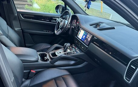 Porsche Cayenne III, 2019 год, 7 400 000 рублей, 28 фотография