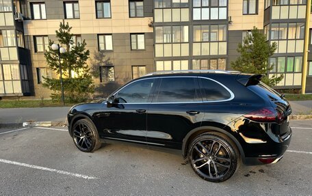 Porsche Cayenne III, 2011 год, 2 650 000 рублей, 2 фотография