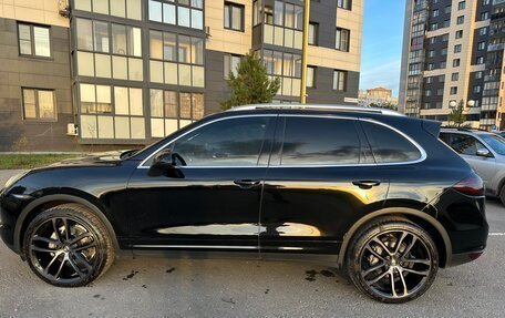 Porsche Cayenne III, 2011 год, 2 650 000 рублей, 10 фотография
